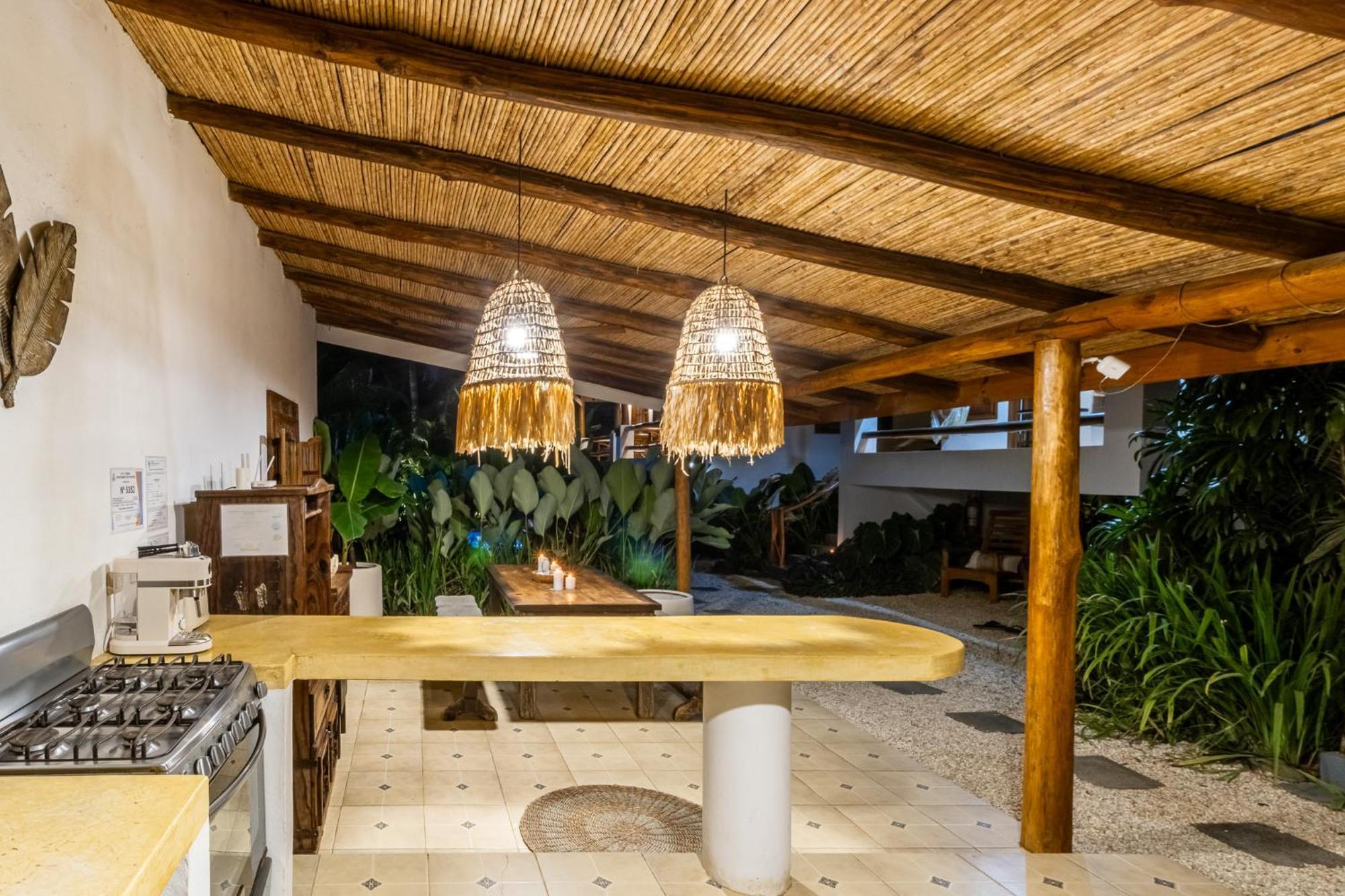 Blue Surf Sanctuary Hotel Playa Santa Teresa  ภายนอก รูปภาพ