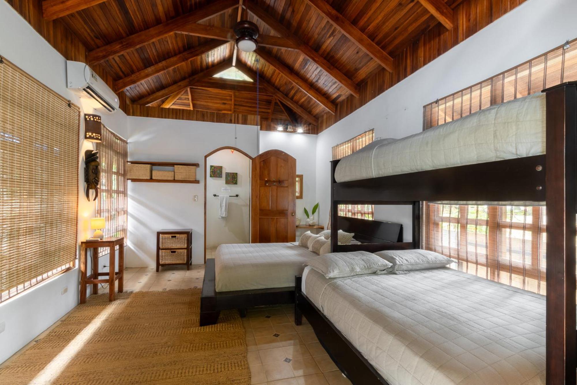 Blue Surf Sanctuary Hotel Playa Santa Teresa  ภายนอก รูปภาพ