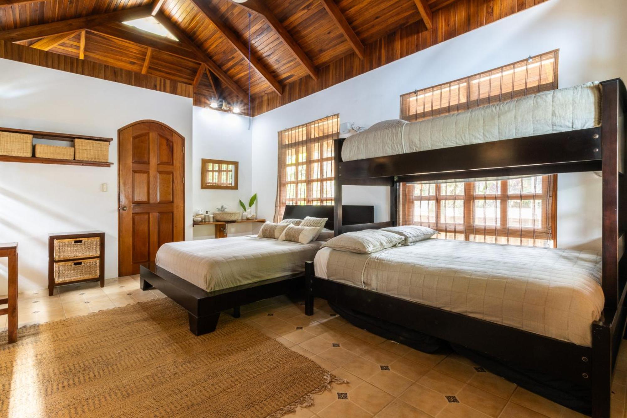 Blue Surf Sanctuary Hotel Playa Santa Teresa  ภายนอก รูปภาพ