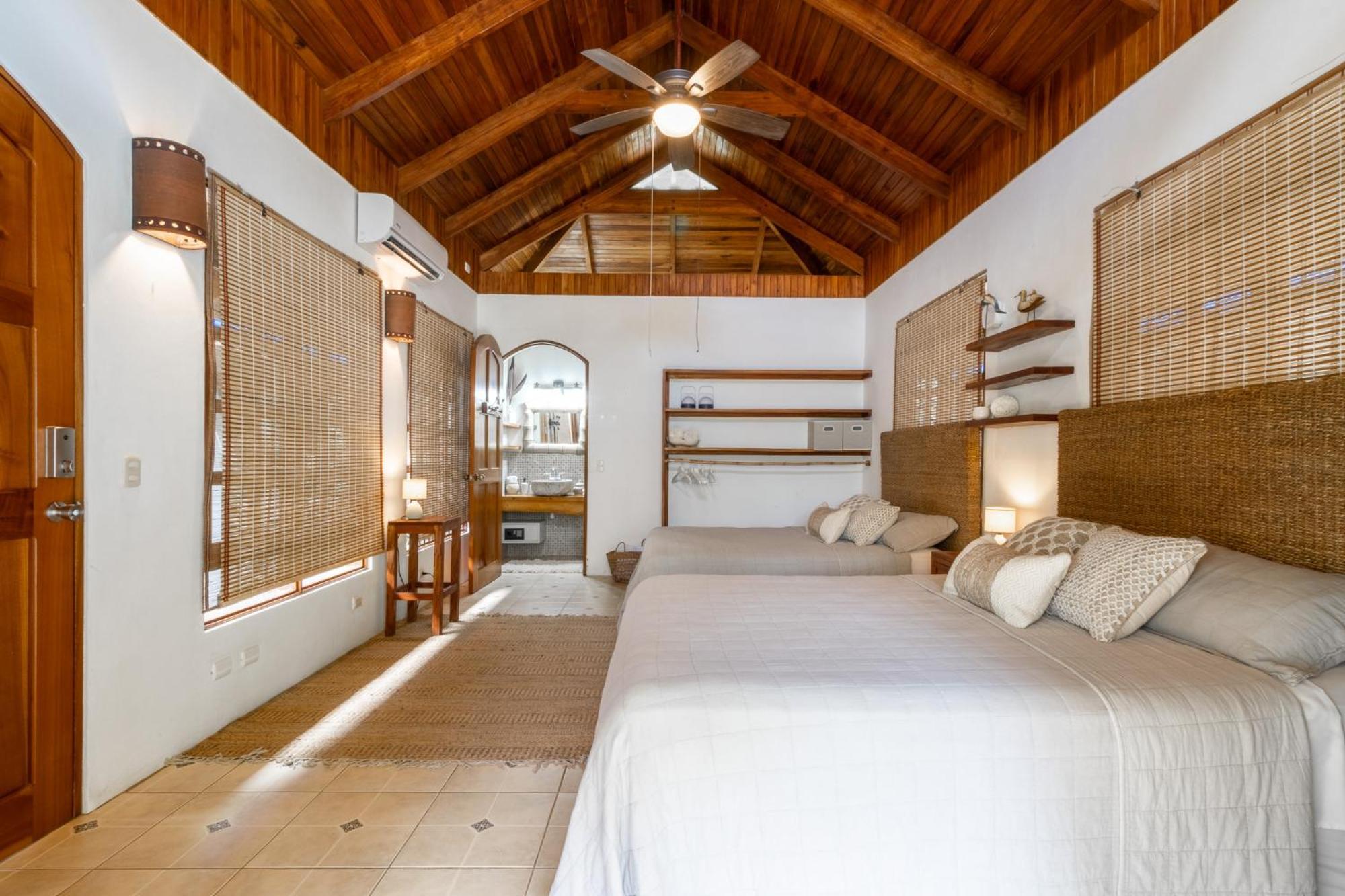 Blue Surf Sanctuary Hotel Playa Santa Teresa  ภายนอก รูปภาพ